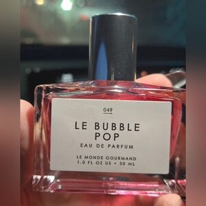 Le Monde Gourmand Limited Edition (049)  Le Bubble Pop Eau De Parfum